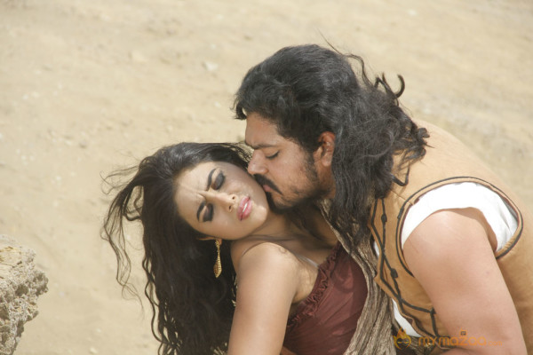 Padam Paesum Movie Stills 