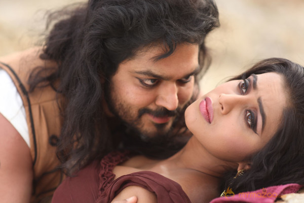 Padam Paesum Movie Stills 