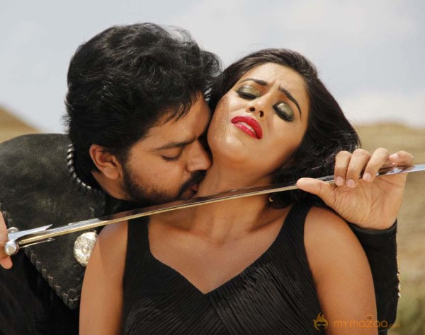 Padam Paesum Movie Stills 