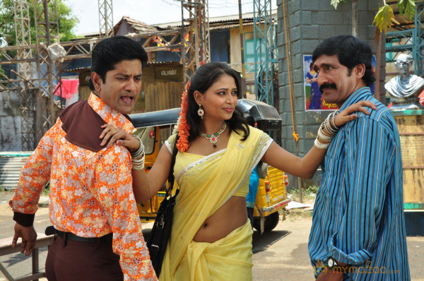 Paravai Movie Stills 