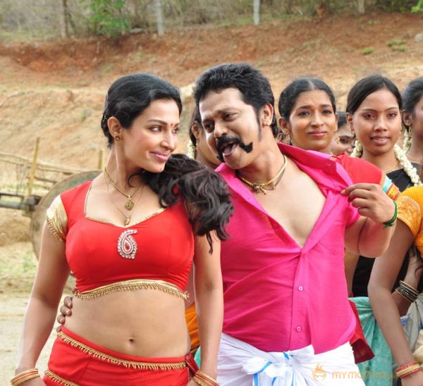 Paravai Movie Stills 