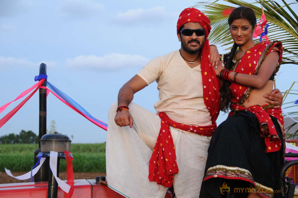 Pathavi Movie Stills 