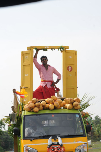 Pattathu Yaanai Movie New Stills  