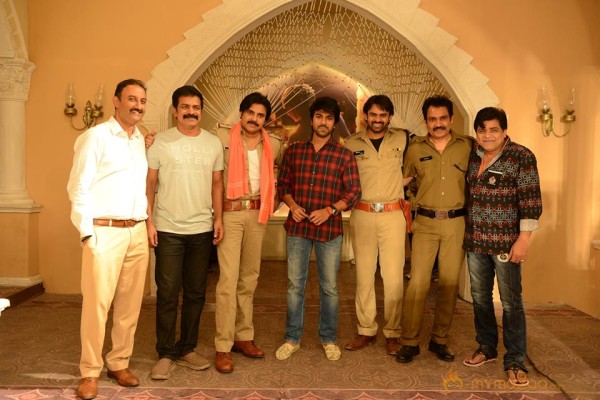 Pawan Kalyan congratulates Ram Charan? on Bruce Lee? success Photos