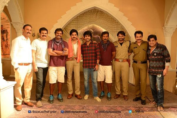 Pawan Kalyan congratulates Ram Charan? on Bruce Lee? success Photos