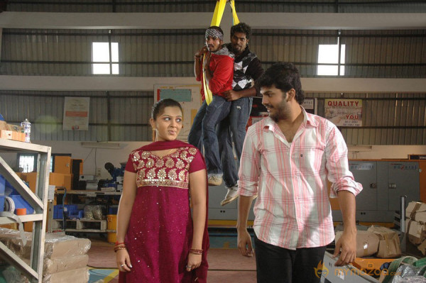 Payanangal Thodarum  movie stills 