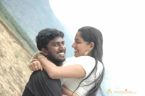 Pazhagiyathe Pirivatharka movie stills 