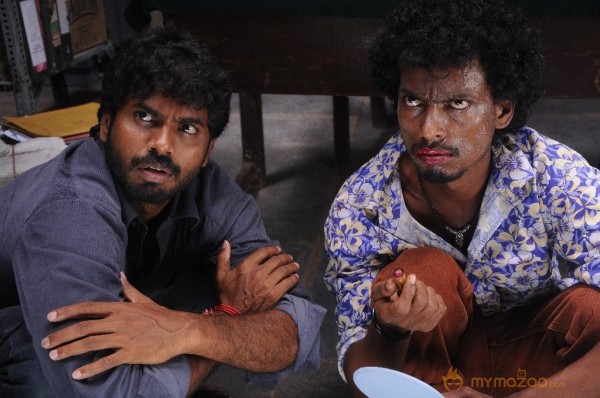 Pongadi Neengalum Unga Kadhalum Movie Stills 