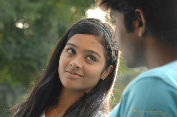 Ponmaalai Pozhudhu Movie Stills 