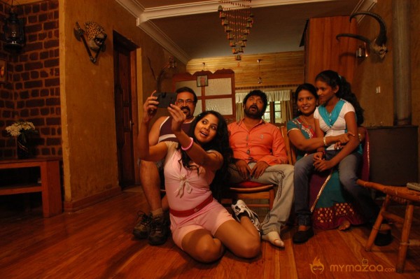 Poonai Movie Stills 