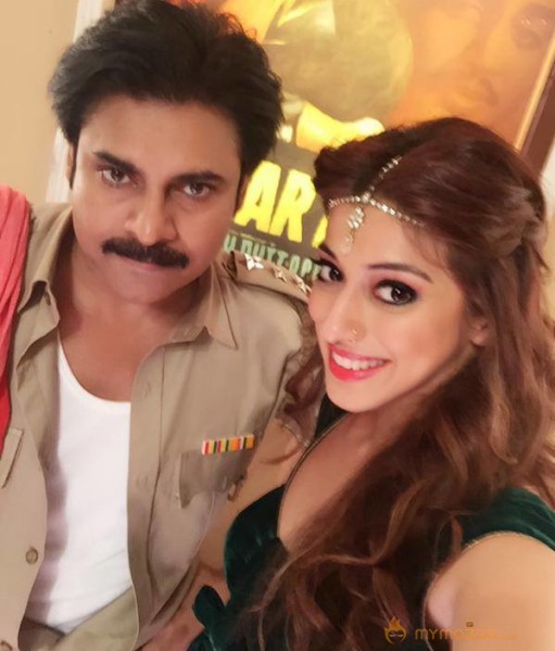 Raai Lakshmi With Power Star Sardaar GabbarSingh Song Shooting photos