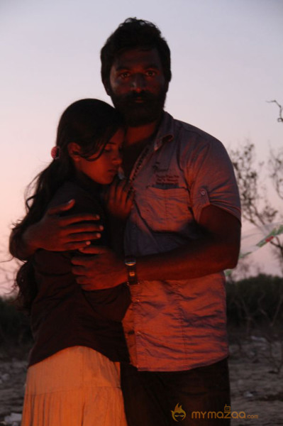 Ravana Desam Movie Stills 