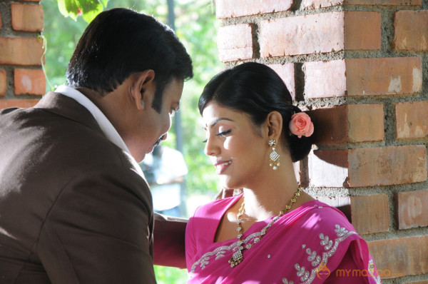 Rendavathu Padam Movie Onlocation Stills 