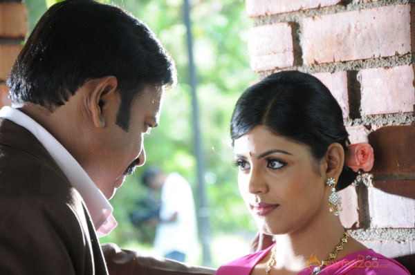 Rendavathu Padam Movie Onlocation Stills 