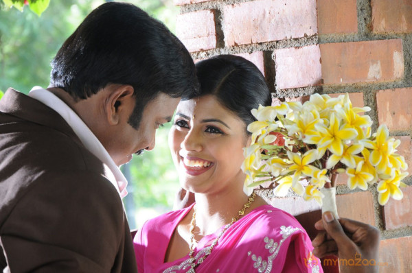 Rendavathu Padam Movie Onlocation Stills 