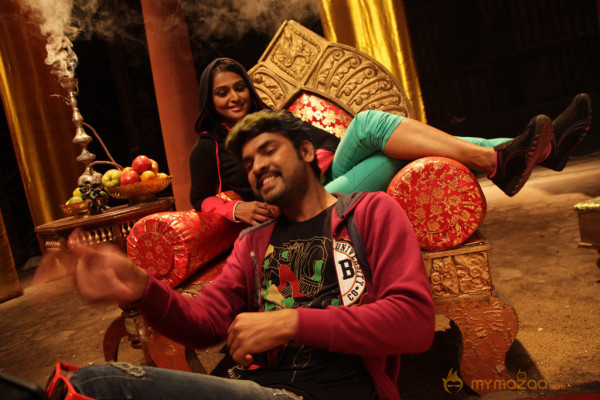 Rendavathu Padam Movie Stills 