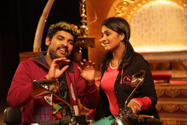 Rendavathu Padam Movie Stills 