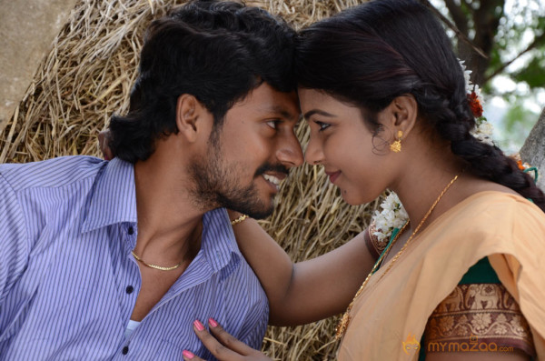 Retta Vaalu Movie Hot Stills 