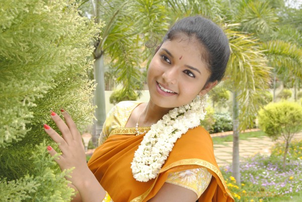 Saaindhaadu Saaindhaadu Movie Stills 