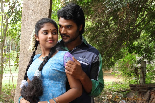 Saaindhaadu Saaindhaadu Movie Stills 