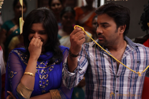 Sonna Puriyadhu Movie Stills 