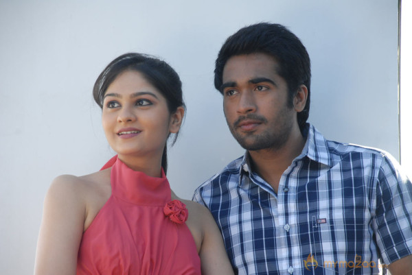 Summa Nachunu Irukku Movie Stills  