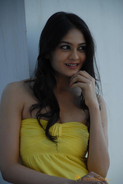 Summa Nachunu Irukku Movie Stills  