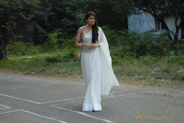 Summa Nachunu Irukku Movie Stills  