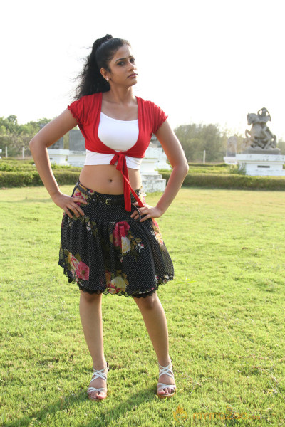 Sutta Pazham Sudatha Pazham Movie Stills 