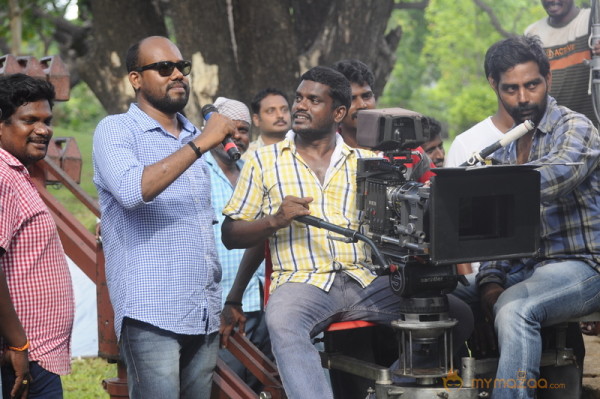 Thakituthathom Movie Working Stills