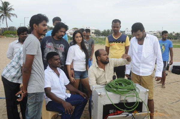 Thakituthathom Movie Working Stills