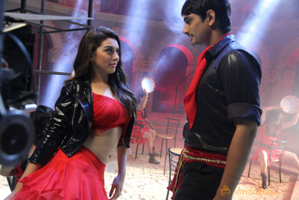 Theeya Velai Seiyyanum Kumaru Movie Stills 