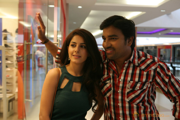 Thillu Mullu Movie Latest Stills 