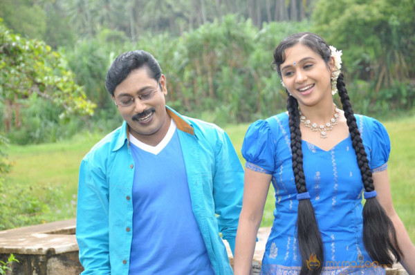 Thirumathi Thamizh Movie Stills 