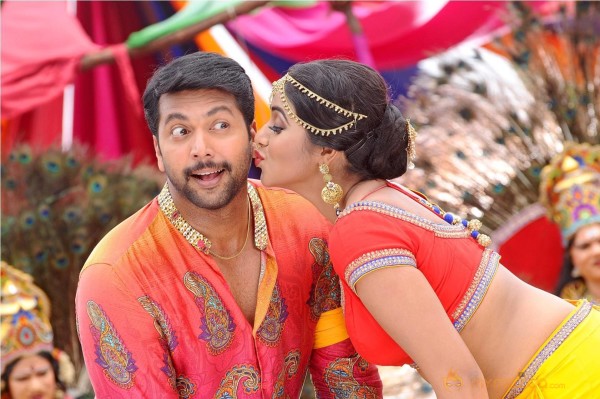 Trisha-Sakalakala Vallavan Appatakkar Tamil Movie Stills