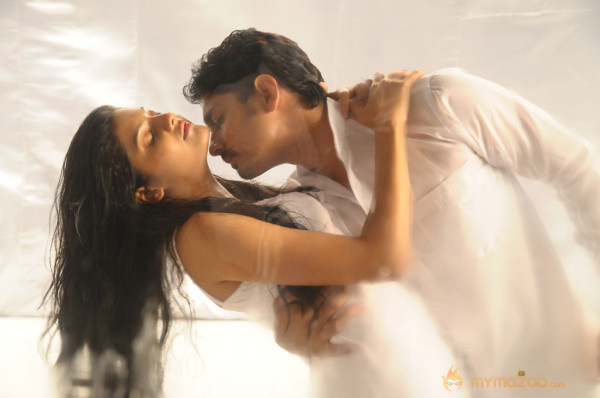 Udhayam NH4 Movie Latest Stills 