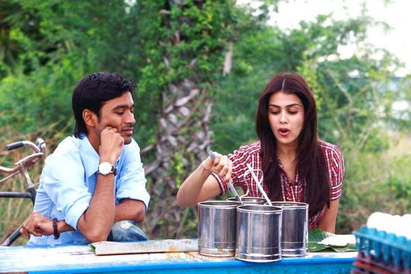 Uthamaputhiran Movie Stills