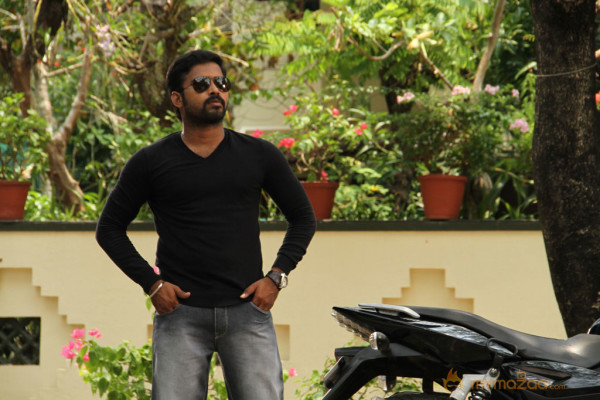 Vaarayo Vennilave Movie Stills 