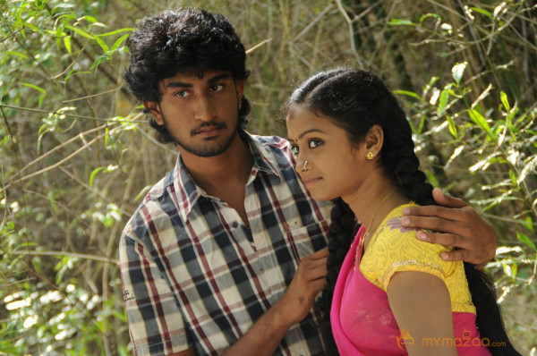 Vadakkum Therkum Movie Stills 