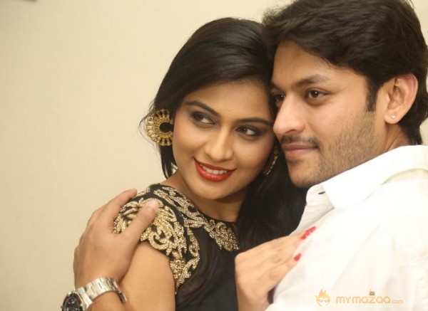 Valli First Look Launch Pics