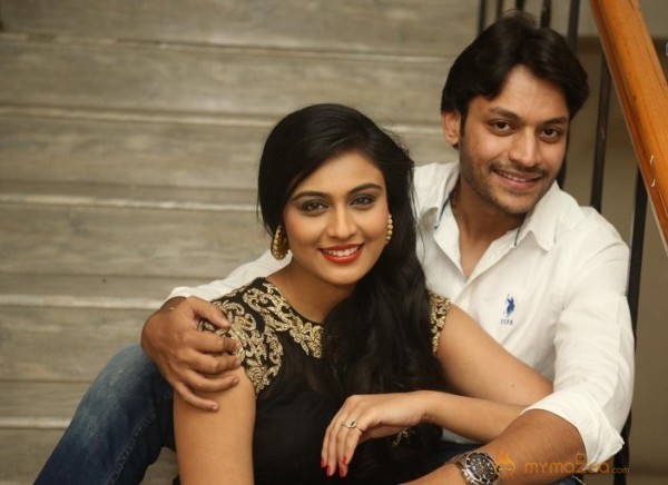 Valli First Look Launch Pics