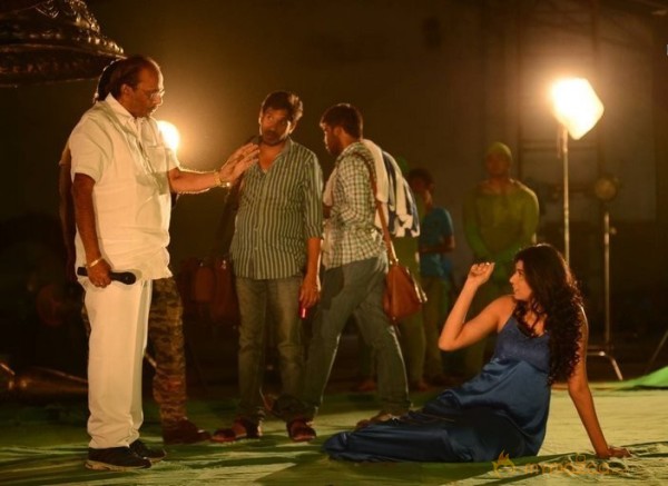 Valli Movie Working Photos