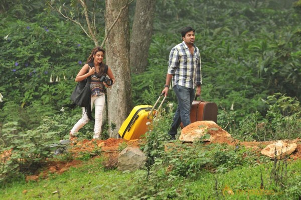 Vanakkam Chennai Movie Stills 