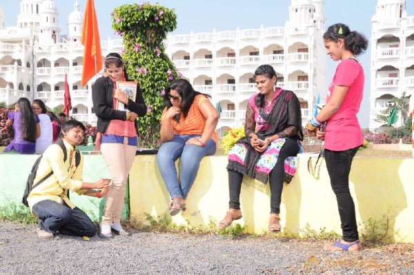 Vandanam movie latest shooting spot photos