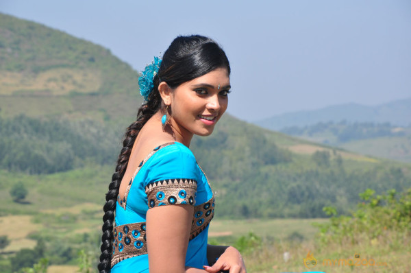 Venmegam Movie Stills 