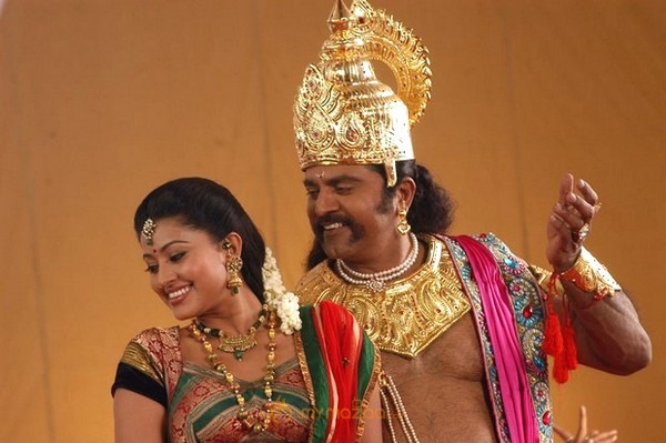 Sarathkumar Sneha in Vidiyal Movie Stills