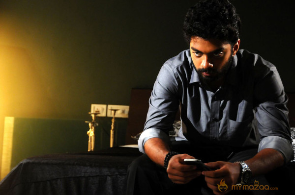 Vidiyum Mun Movie Stills 