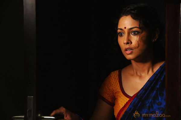 Vidiyum Mun Movie Stills 