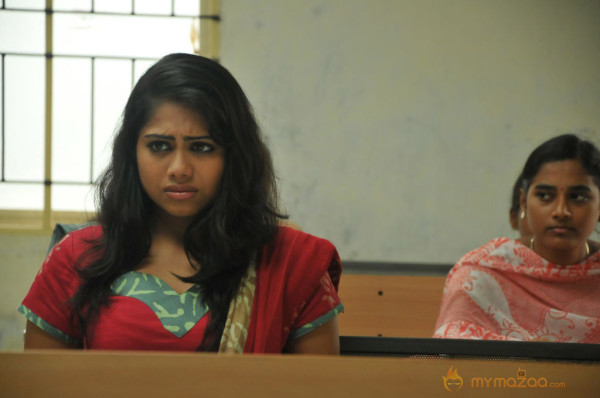 Vidiyum Varai Vinmeengalaavom Movie Stills 