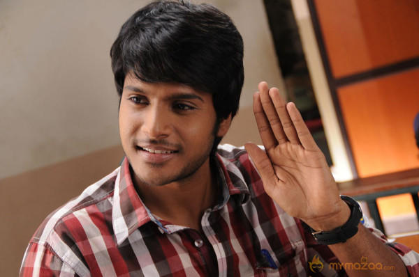 Yaaruda Mahesh Movie Latest Stills 